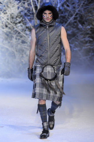 Moncler Gamme Bleu / - 2013-2014